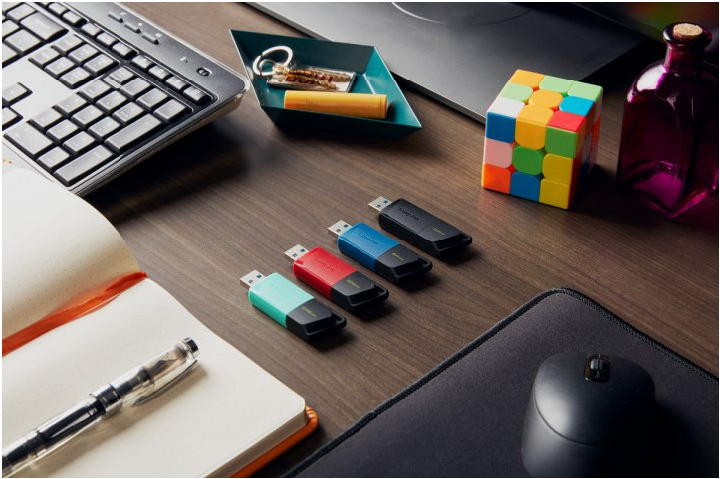 Флешка USB 128GB Kingston DT Exodia M USB 3.2, Red