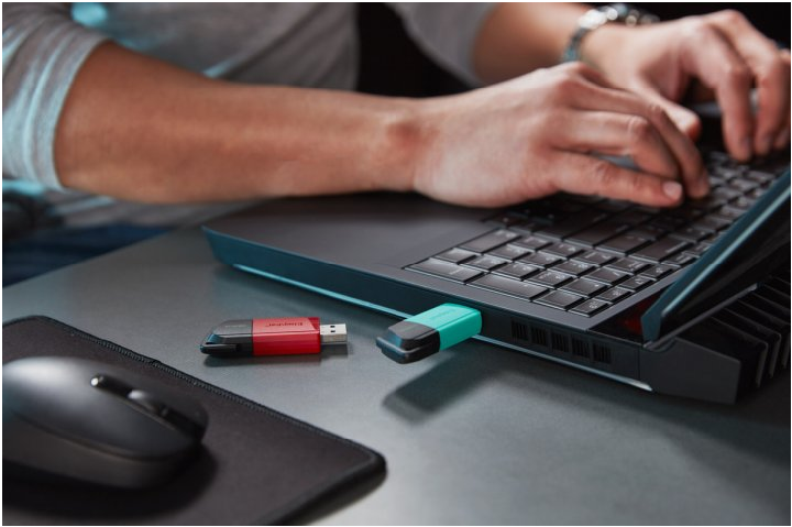 Флешка USB 128GB Kingston DT Exodia M USB 3.2, Red