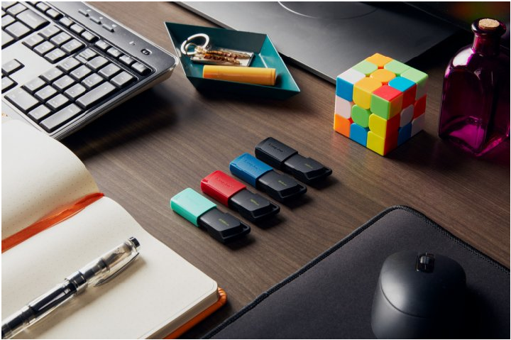 Флешка USB 128GB Kingston DT Exodia M USB 3.2, Red