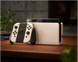 Портативна ігрова приставка Nintendo Switch OLED with White Joy-Con, (045496453435)